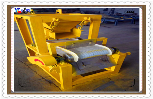 干式磁选机,干式磁选机迎来市场发展机遇_磁性矿干式磁选机迎来市场发展机遇_干式磁选机迎来市场发展机遇工作视频皮带及结构价格 干式磁选机,干式磁选机迎来市场发展机遇_磁性矿干式磁选机迎来市场发展机遇_干式磁选机迎来市场发展机遇工作视频皮带及结构价格